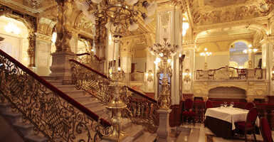 A Világ Legszebb Kávéháza, a New York Café 