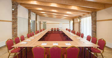 Hogyan szervezz meg egy konferenciát?