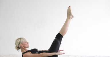 Így gyakorlatozz otthon! Hatékony edzés otthon