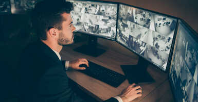 Felfedezné, hogy vajon Önnek való-e a vagyonőri pálya? Ismerje meg azt a 6 tulajdonságot, amelyek ma már elengedhetetlenek a sikeres vagyonőri hivatáshoz.